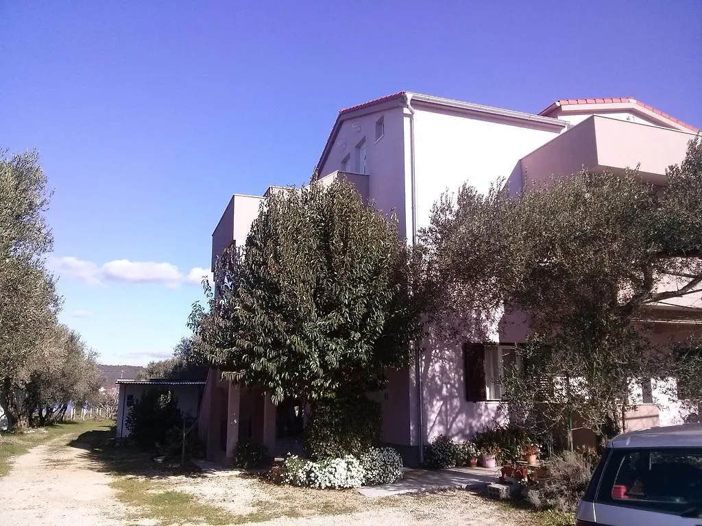 Apartments Maslina Sukosan