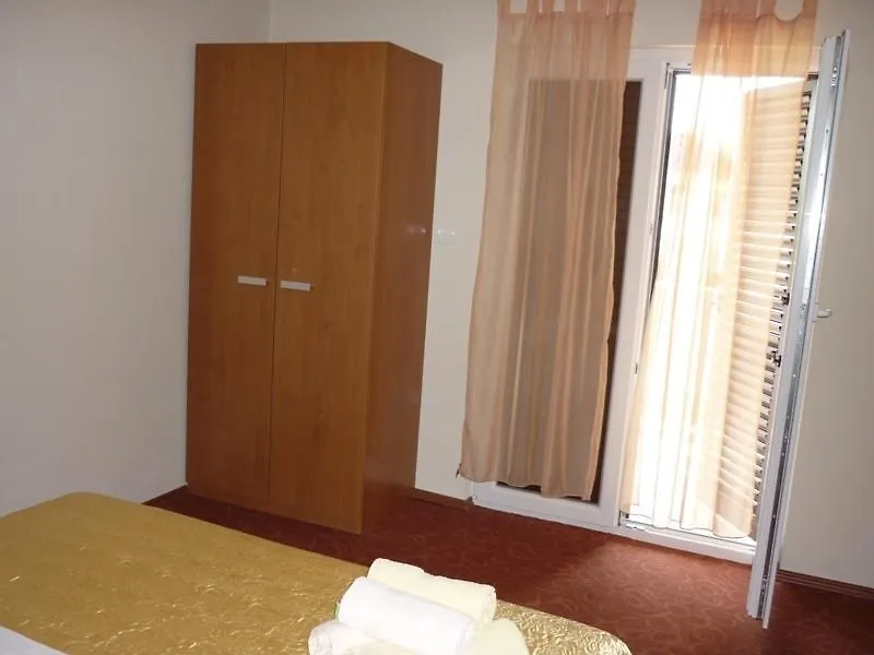 Apartments Maslina Sukosan
